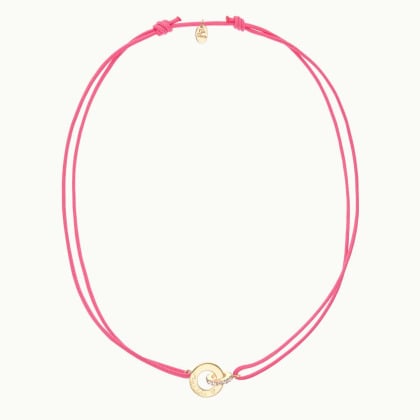 Collier personnalisé Mini Anneaux Entrelacés Cristal sur cordon Plaqué Or Merci Maman