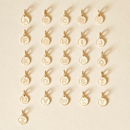 Achetez un Pendentif Lettre plaqué or merci maman