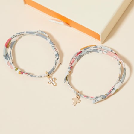 Bracciale con mini croce Liberty placcato in oro merci maman