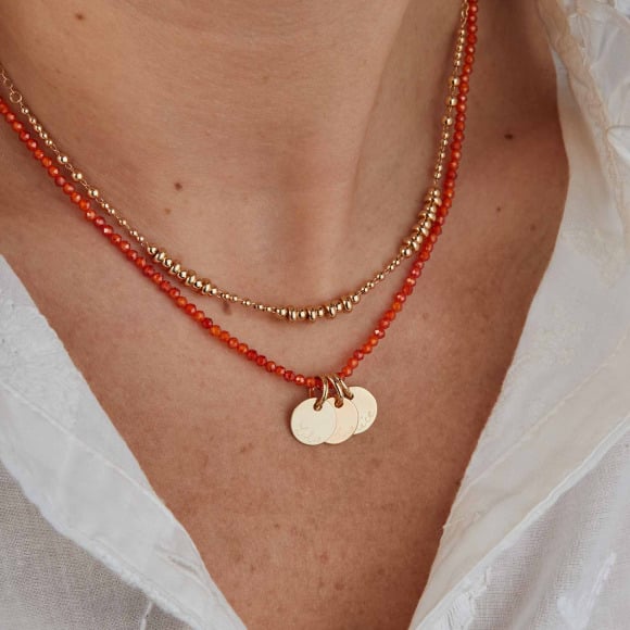 Personalisierte Names-Edelsteinkette vergoldet merci maman