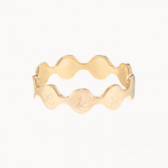 bague pastille initiale personnalisée plaqué or merci maman