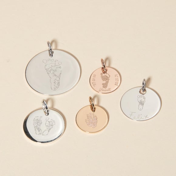 Hand- und Fußabdruck - Personalisierter Anhänger vergoldet merci maman