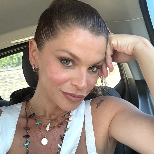 Alessandra Amoroso: tra emozione e stile con i suoi gioielli Merci Maman