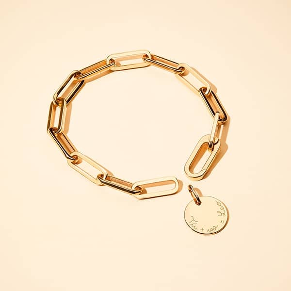 Love Links: joyas con cadenas de eslabones que celebran los vínculos más importantes