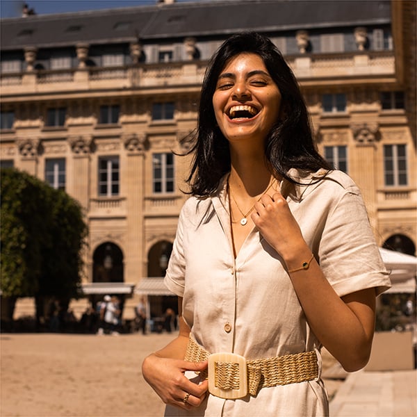 Été radieux : Sublimez votre style avec nos bijoux personnalisés