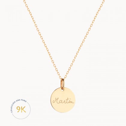 Collar personalizado con medalla en oro de 9 kilates merci maman