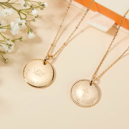 Collana con medaglia con illustrazione personalizzata per Battesimo o Comunione placcato in oro merci maman