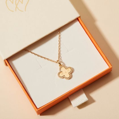 Personalisierte Kristall Klee Kreuz Halskette vergoldet merci maman