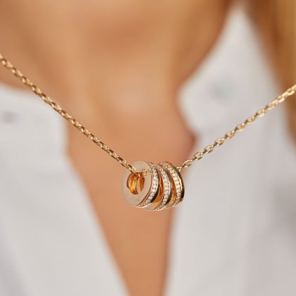 Collana personalizzata con nome Unity in cristallo placcato in oro merci maman