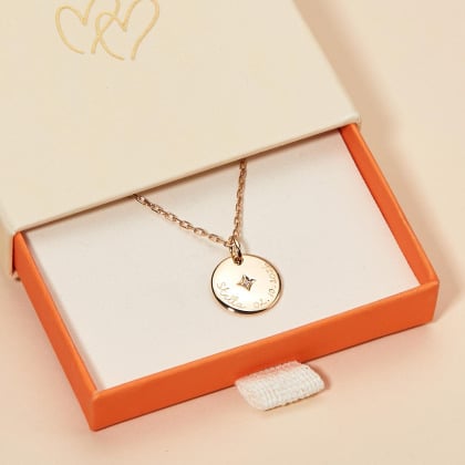 Collana personalizzata con stella in cristallo su disco merci maman