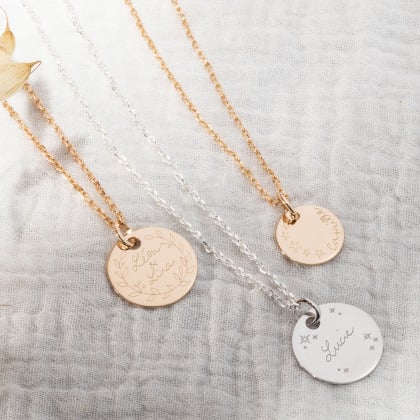 Collar personalizado con decoración