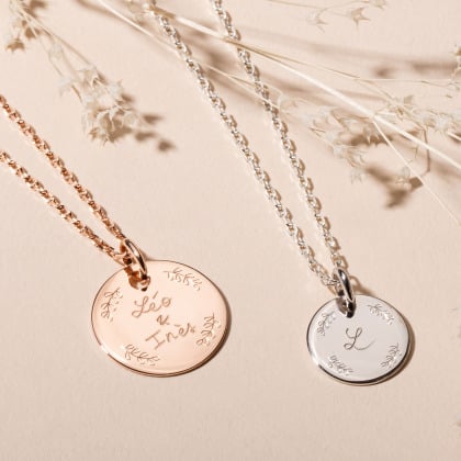 Collar personalizado con decoración