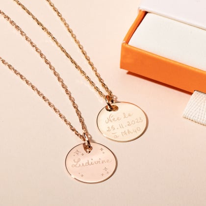 Collar personalizado con decoración