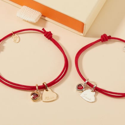 Pulsera personalizada con doble corazón y piedra de nacimiento Merci Maman