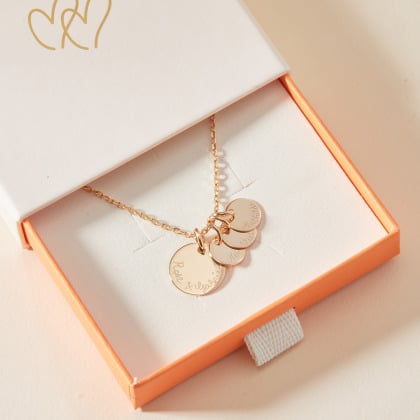 Personalised Family Name Necklace gold plated merci maman