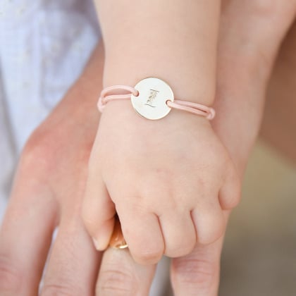 Pulsera personalizada de cordón Alfabeto Floral