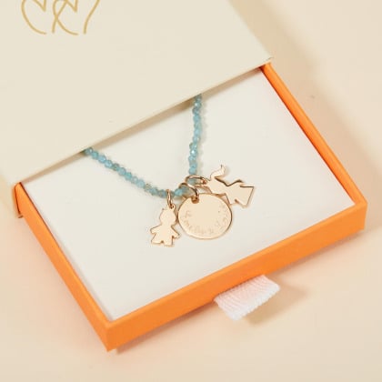 Collar personalizado Mamá con cadena de gemas baño de oro merci maman