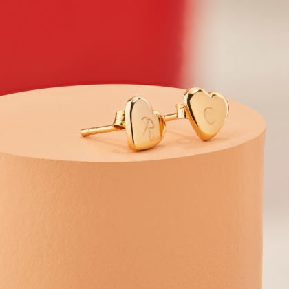 Personalisierte Herzohrstecker vergoldet merci maman