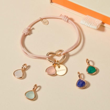 Braccialetto Personalizzato portafortuna con chiusura a cuore su cordoncino placcato oro merci maman