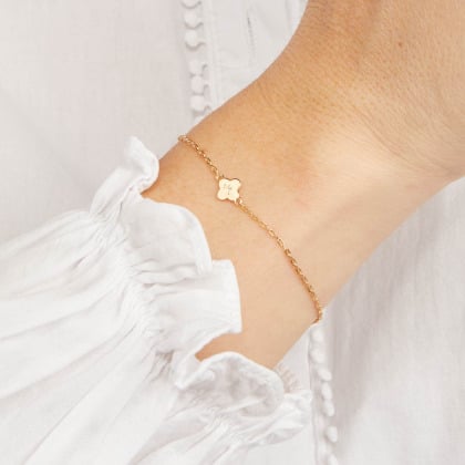 Bracciale Personalizzato con Iniziale Croce a trifoglio su Catena Placcato in oro Merci Maman