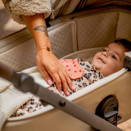 Merci Maman x Mellipou Doudou Diaper and personalised Bracelet Gift Set 