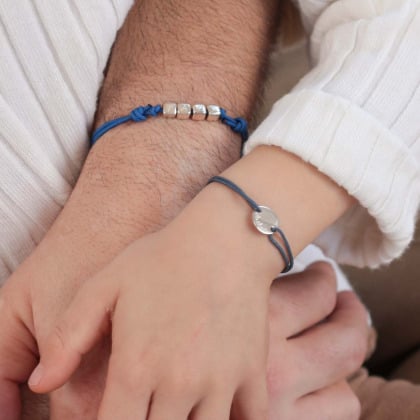 Pulsera personalizada con mini medalla baño oro merci maman