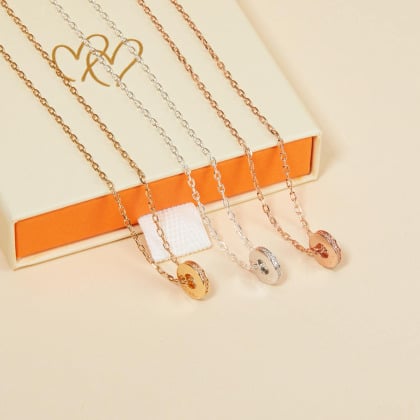 Collar personalizado Unión mini Baño de oro Merci Maman
