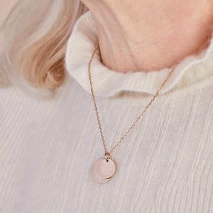 Collana Personalizzata Per Nonna Con Pietre Portafortuna - In Oro O Argento - Incisa Con Nome - Regalo Per Compleanno, Festa Della Mamma, Natale