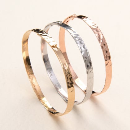 Personalised Hammered Flat Bangle gold plated merci maman