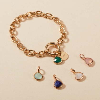 Personalisiertes rundes Lucky Charm Armband vergoldet merci maman