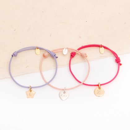 Bracciale personalizzato con iniziale placcato oro merci maman