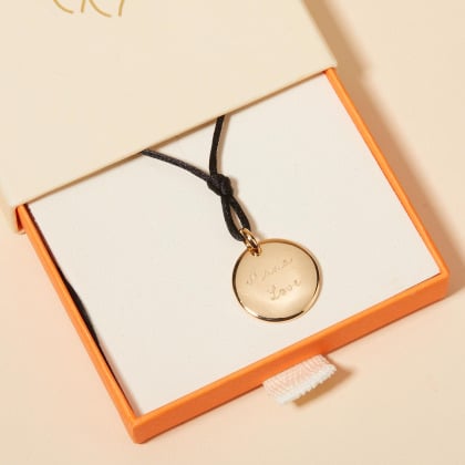 Collar personalizado con medalla y cordón Merci Maman