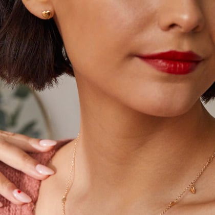 Personalisierte Herzohrstecker vergoldet merci maman