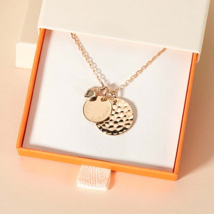 Collana personalizzata a doppio disco martellato e pietra a cuore placcato in oro merci maman