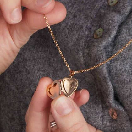 Personalised Heart Locket Necklace gold plated merci maman