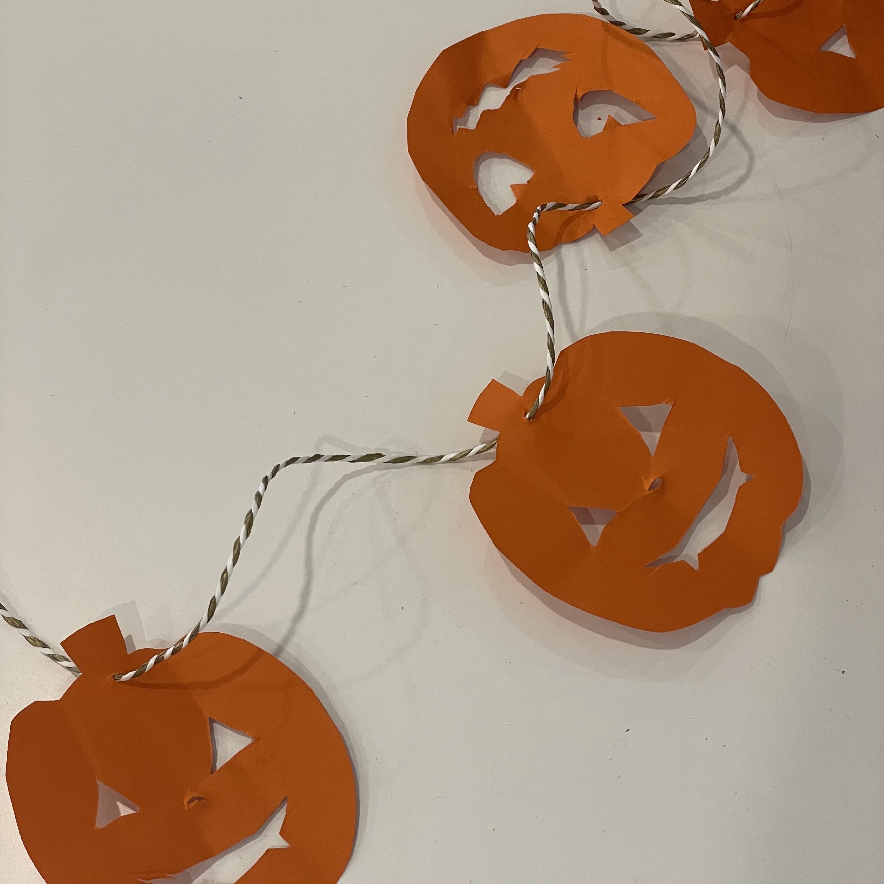 5 Halloween Crafts for Children