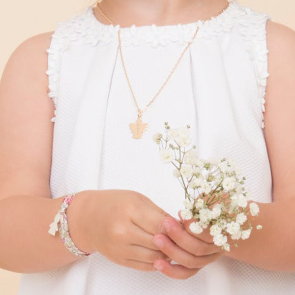 Idées cadeaux pour les moments précieux de la vie tels que les baptêmes et les communions.