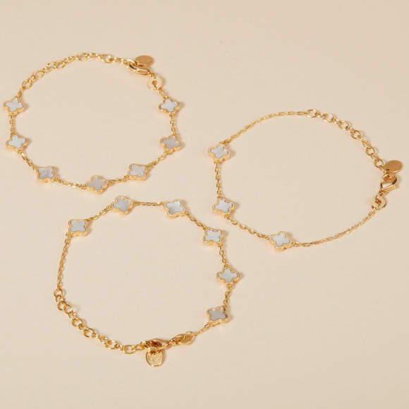 Bracelet personnalisé Initiale Croix Romane Nacre sur chaîne doré à l'or fin Merci Maman