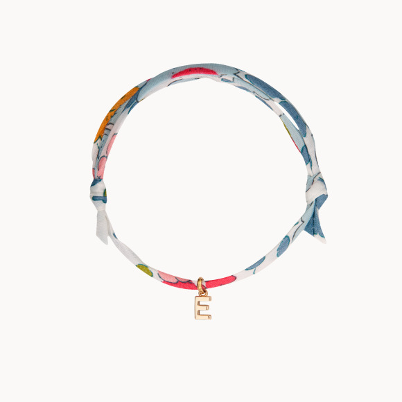 Pulsera Liberty con Mini Charm Abecedario bano de oro merci maman