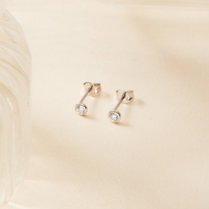 Crystal Solitaire Stud Earrings sterling silver merci maman