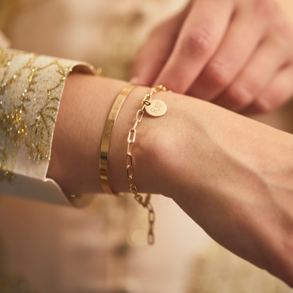 Personalised Dainty Love Links Bracelet gold plated merci maman