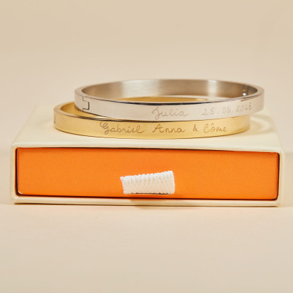 Brazalete plano personalizado en acero merci maman
