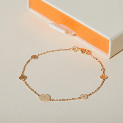 Bracelet Pastille Initiale personnalisé plaqué or merci maman