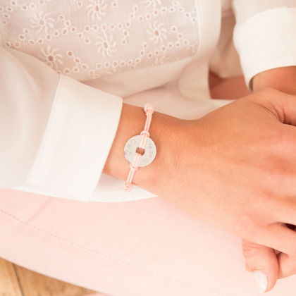Pulsera personalizada con disco abierto en baño de oro Merci Maman