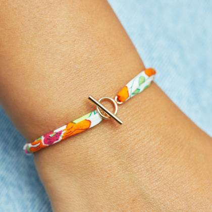 Pulsera Liberty con cierre de palanca en T baño de oro merci maman