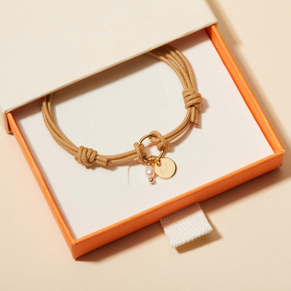 Bracciale personalizzato con anello Eternità e perla placcato in oro merci maman