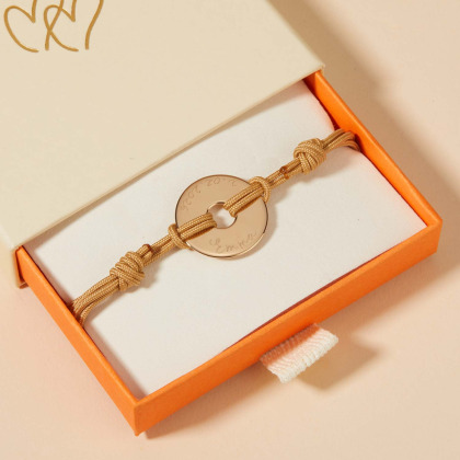 Pulsera personalizada con disco abierto en baño de oro Merci Maman