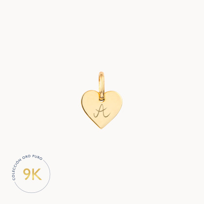 Mini colgante corazón personalizado en oro de 9 kilates merci maman