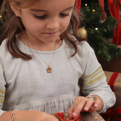 Le Collier Étoile personnalisé plaqué or merci maman
