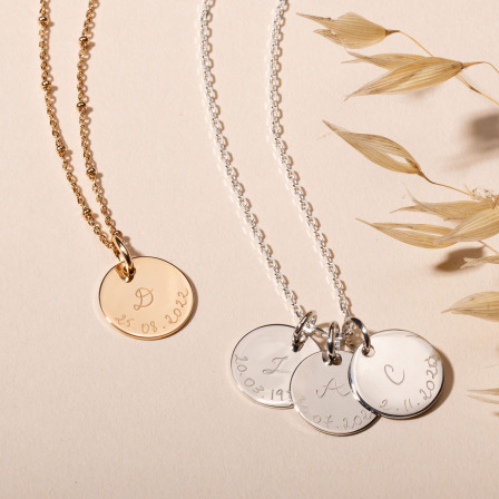 Collana personalizzata con iniziale e data placcato in oro merci maman